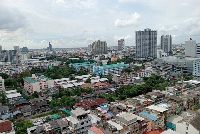 IDEO Sathorn - Thaphra