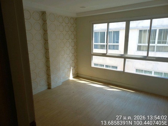Modern Condo