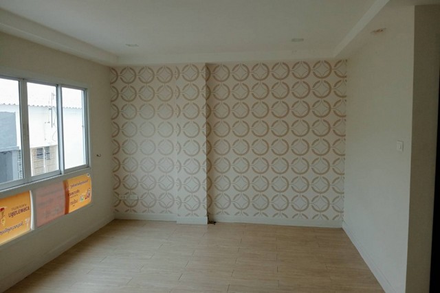 Modern Condo 58