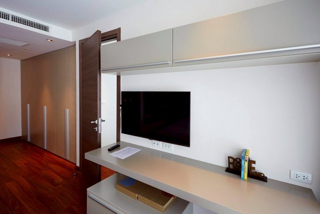 The Residence @ 61