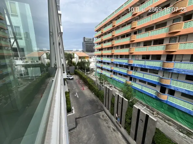 อิลิเม้นท์ ศรีนครินทร์