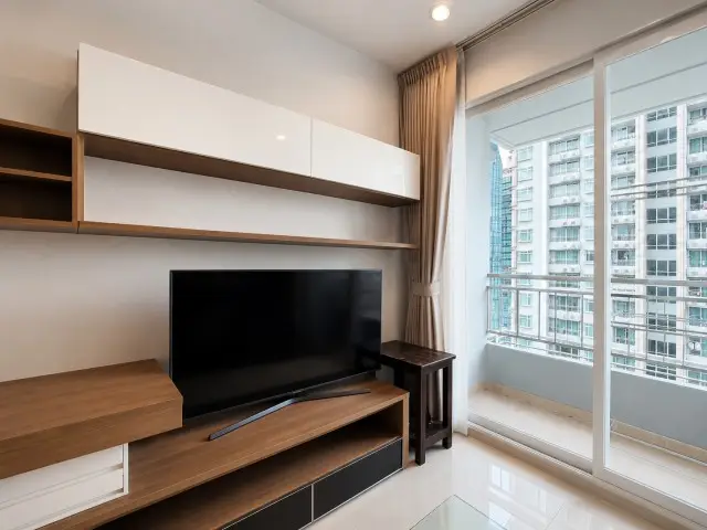 Circle Condominium 1