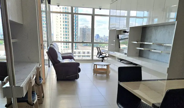 The River Condominium
