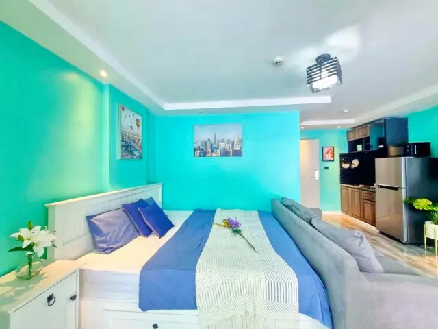 Estanan Condo