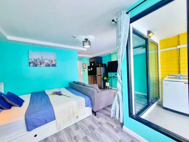 Estanan Condo
