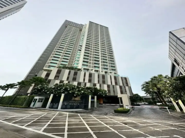 Marina Bay Front Sriracha