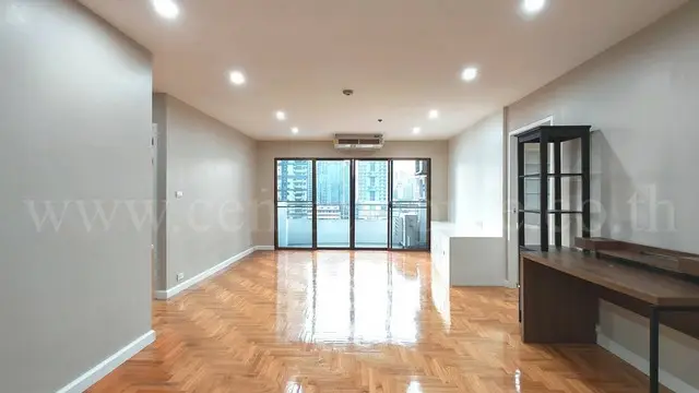 Top View Tower Sukhumvit 59