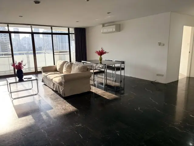 The Waterford Park Sukhumvit 53