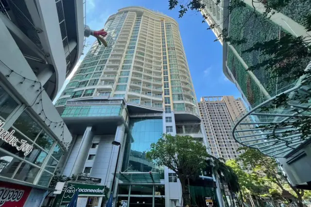 Le Luk Condominium