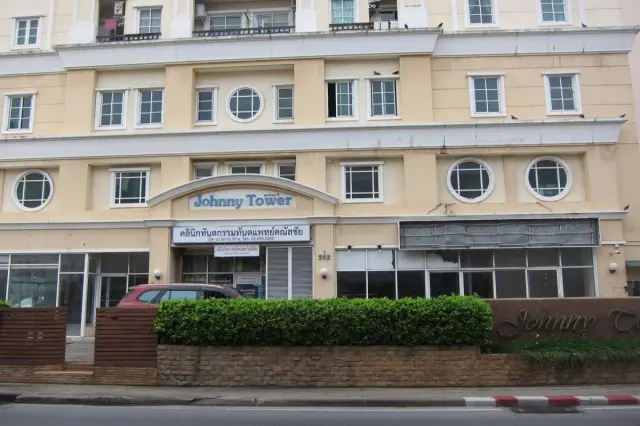 JOHNNY TOWER