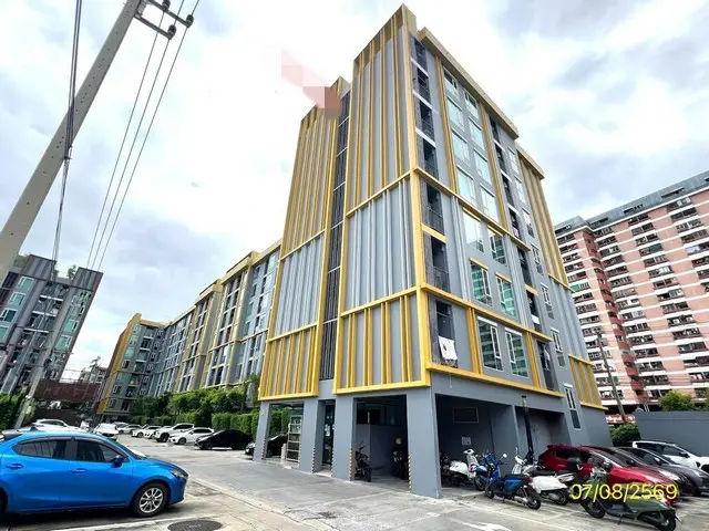 Plum Condo Ramkhamhaeng 60 Interchange