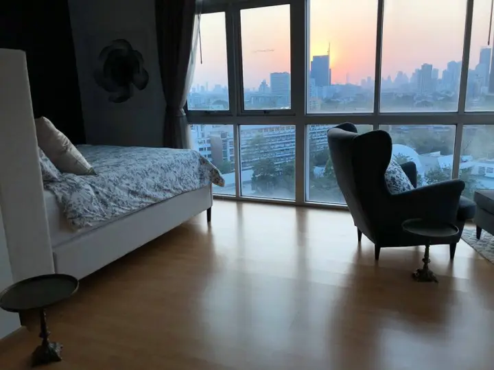 Nusasiri  Condo