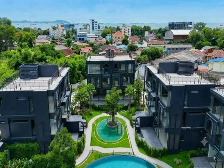 Avaconic Penthouse Residence