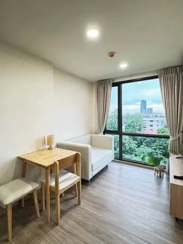  Condo For Rent